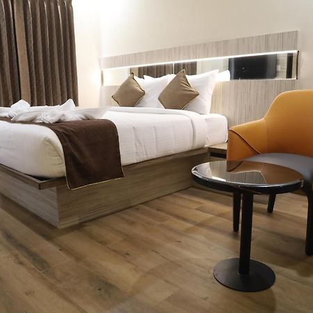 Kings Bury Inn กุมพาโกนัม ภายนอก รูปภาพ