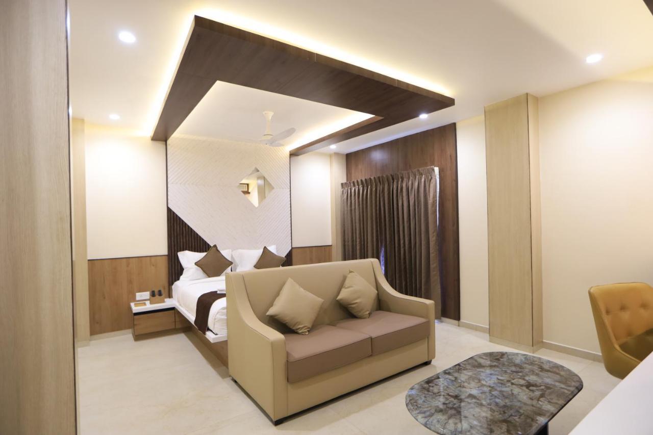 Kings Bury Inn กุมพาโกนัม ภายนอก รูปภาพ