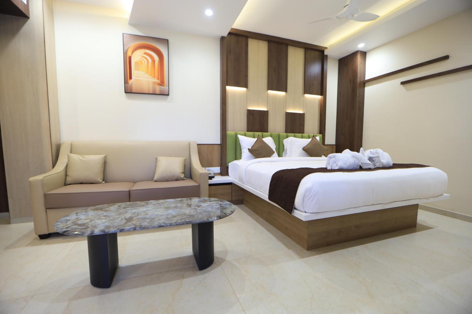 Kings Bury Inn กุมพาโกนัม ภายนอก รูปภาพ