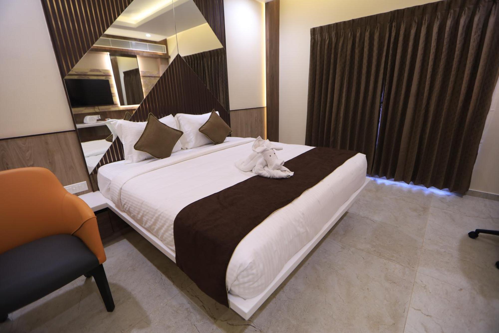 Kings Bury Inn กุมพาโกนัม ภายนอก รูปภาพ