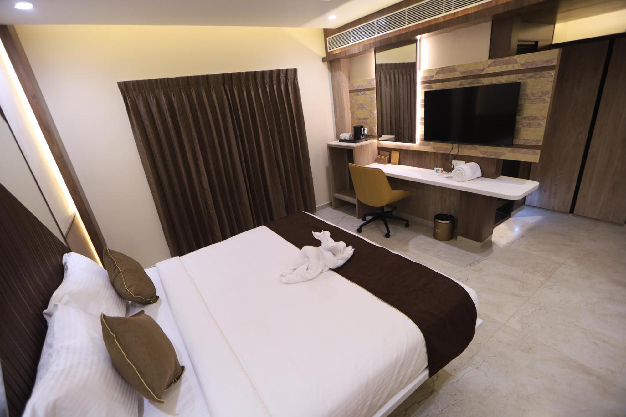 Kings Bury Inn กุมพาโกนัม ภายนอก รูปภาพ